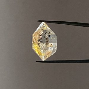 Petroleum rock crystal with moving gas bubbles