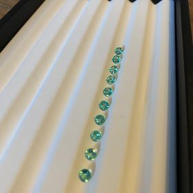 Set of 10 round Colombian emeralds