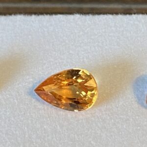 Set of 8 spessartine mandarin garnets