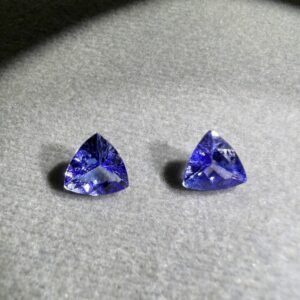 Trillion set tanzanite