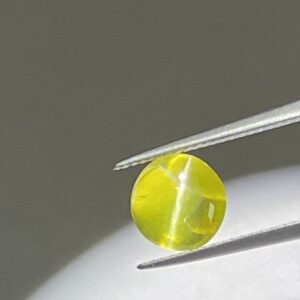 Cat's eye chrysoberyl