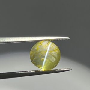 Cat's eye chrysoberyl