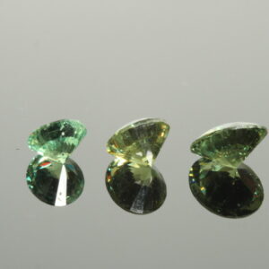 Set of 3 demantoid garnets