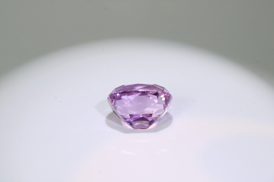 Cushion pink kunzite