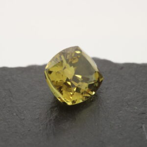 Certified yellow chrysoberyl