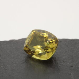 Certified yellow chrysoberyl