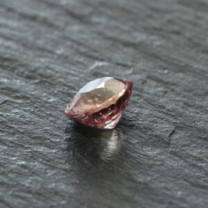 Certified padparadscha sapphire