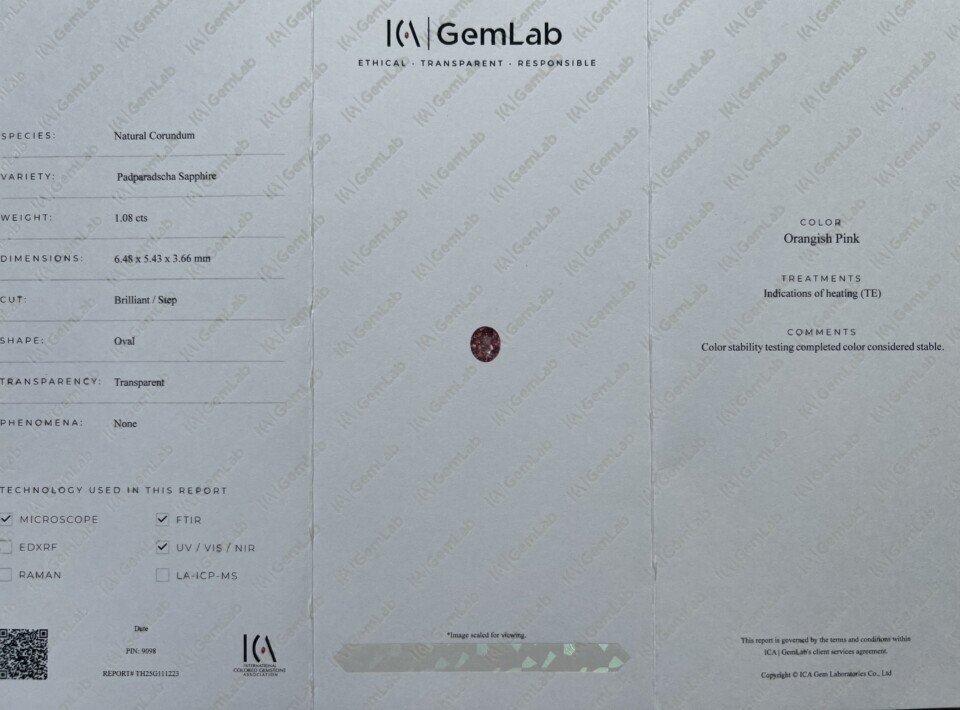 Certified padparadscha sapphire