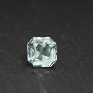 Square-cut aquamarine