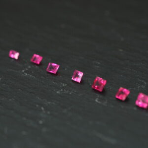 Set of 7 square and rectangular red beryls