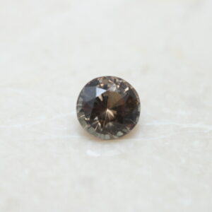 Natural colorchange round alexandrite