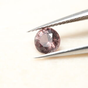 Natural colorchange round alexandrite